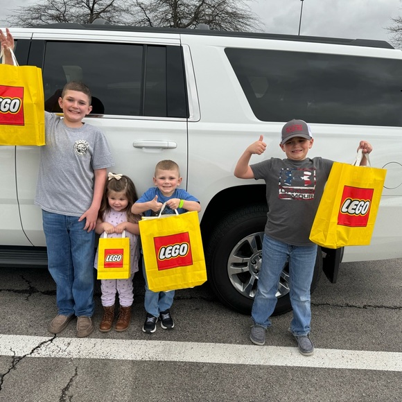 Welcome to my closet! - Picture 2 of 3